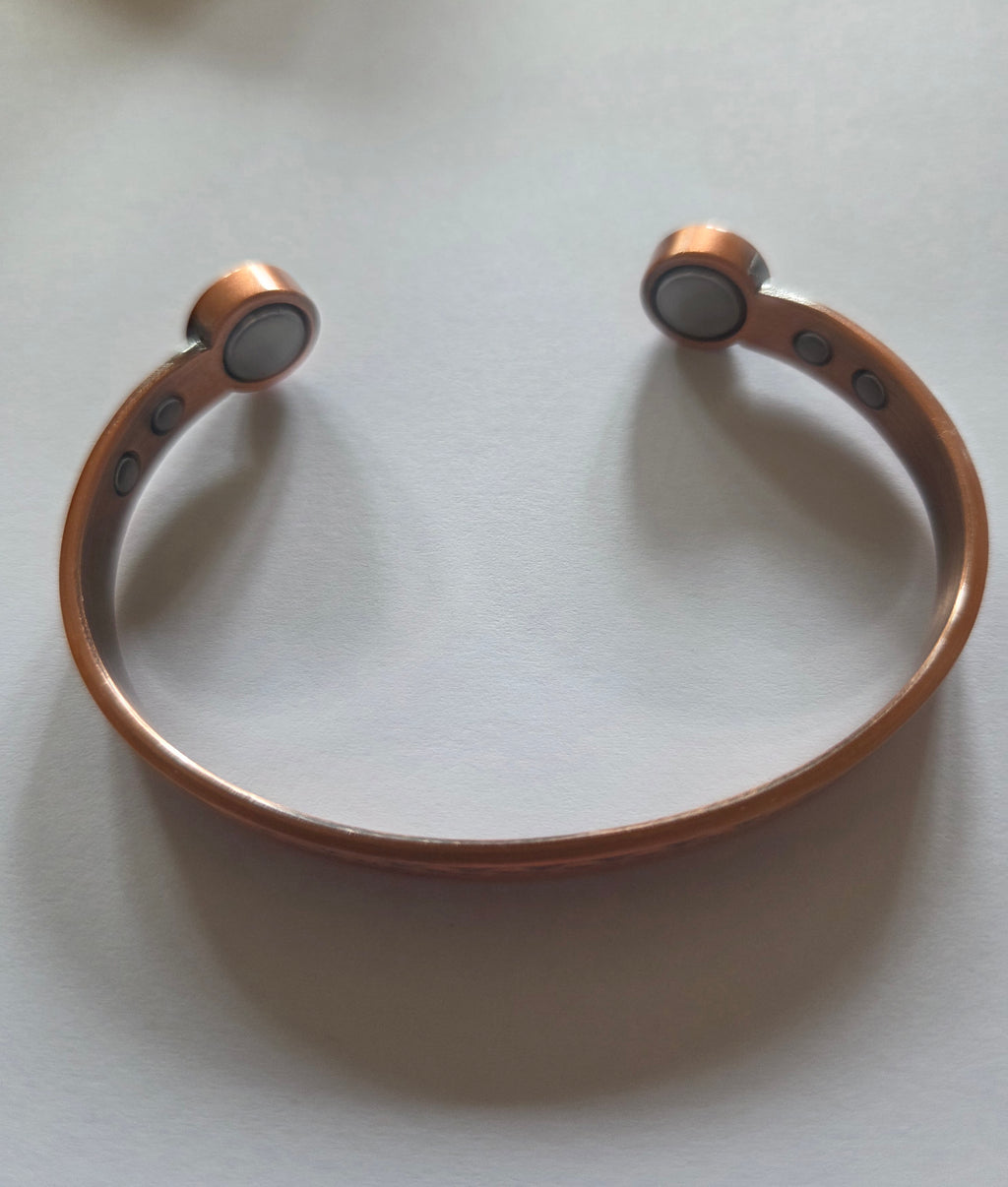 99,9% Kupferarmband mit 2 großen und 4 kleine Magneten
