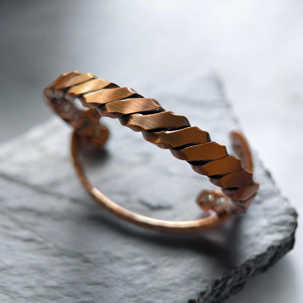 99,9 %Kupferarmband mit 12 Magnete