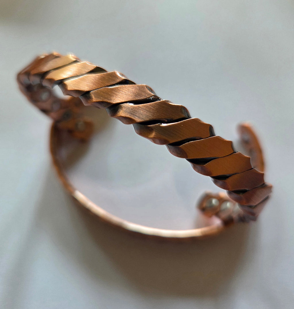 99,9 %Kupferarmband mit 12 Magnete